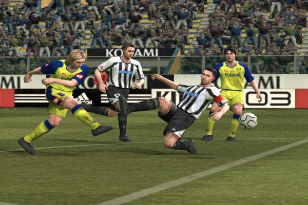 Otaku Gallery  / Videogames / Pro Evolution Soccer / Pes4 / Screen Shots / 014.jpg